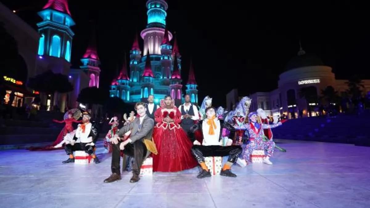 Land of Legends Night Show 3