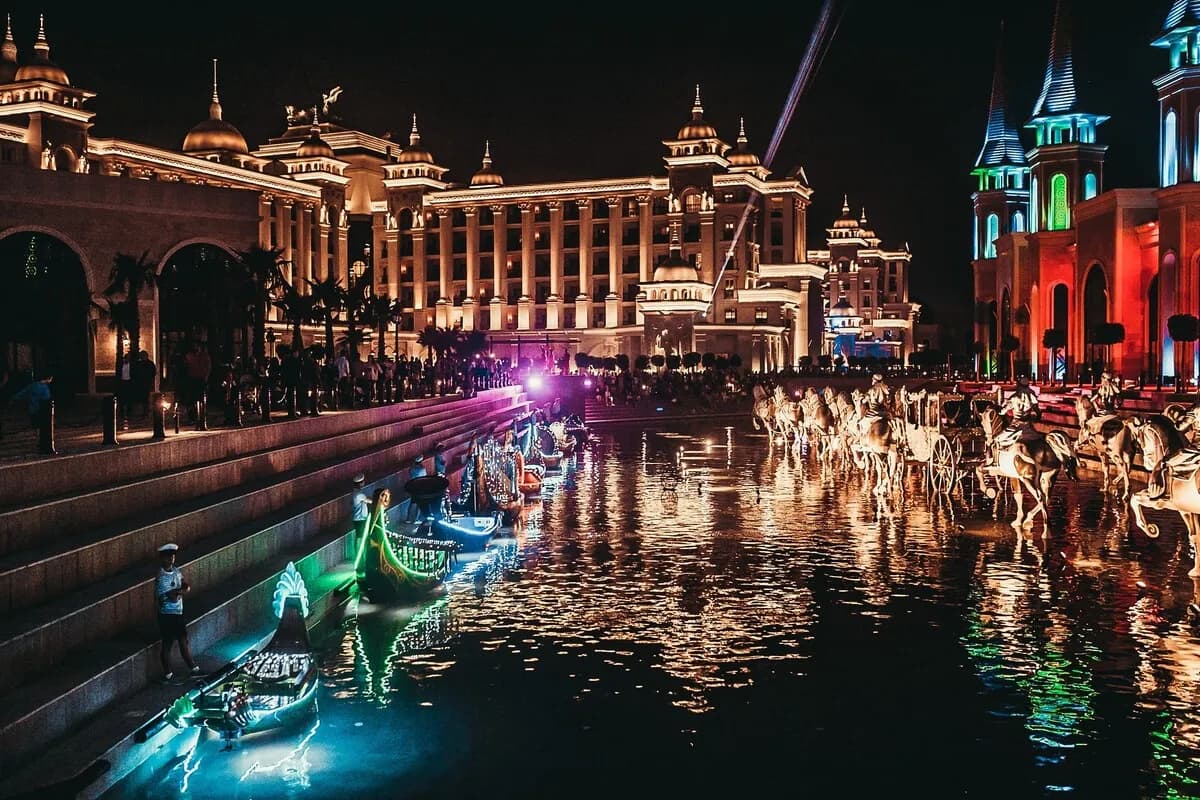 Land of Legends Night Show 4