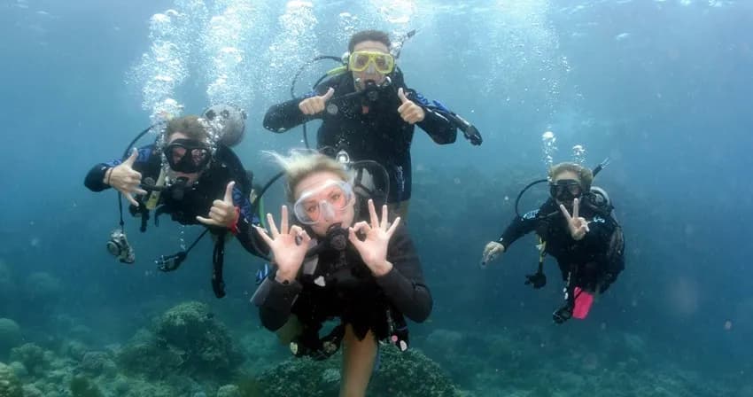 Scuba Diving Tour 5