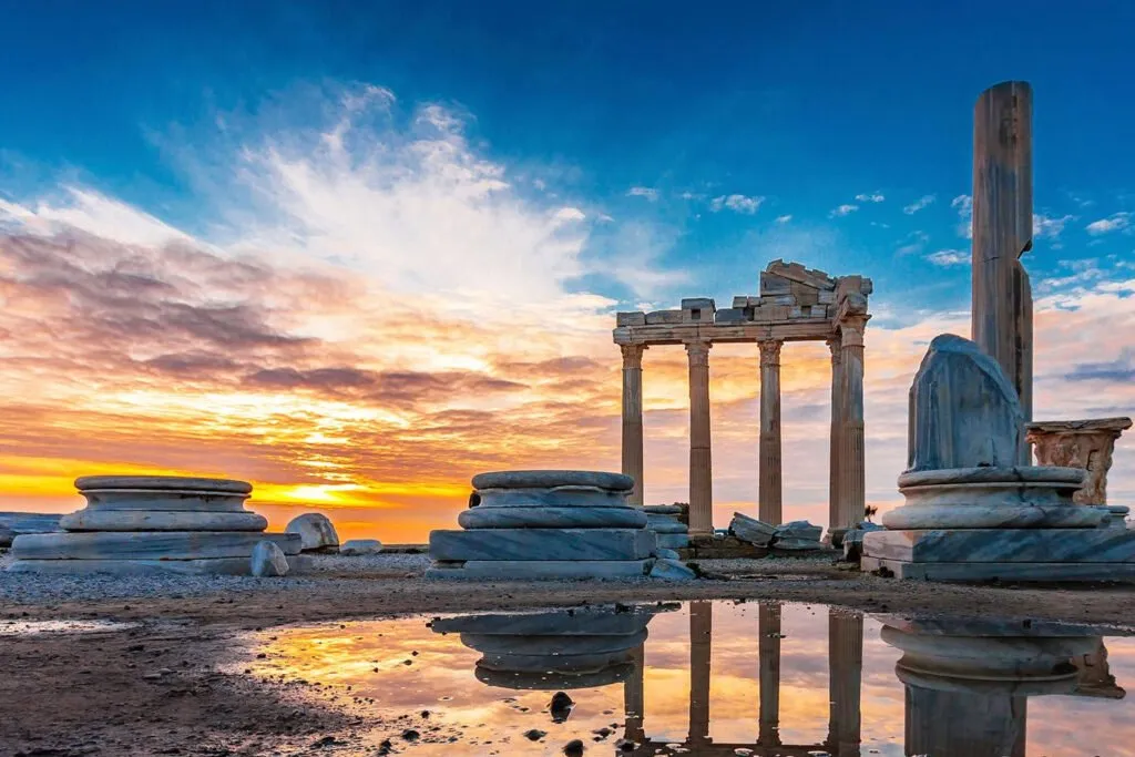 Side vs Alanya vs Kemer: Where Should You Stay for Tours?